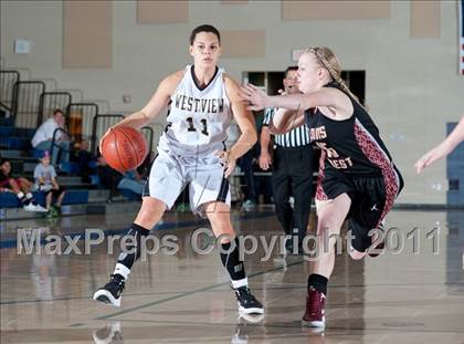Thumbnail 1 in Clovis West vs Westview (So Cal Holiday Prep Classic) photogallery.
