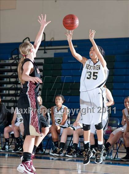 Thumbnail 2 in Clovis West vs Westview (So Cal Holiday Prep Classic) photogallery.