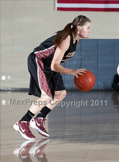 Thumbnail 2 in Clovis West vs Westview (So Cal Holiday Prep Classic) photogallery.