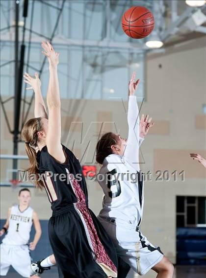 Thumbnail 3 in Clovis West vs Westview (So Cal Holiday Prep Classic) photogallery.