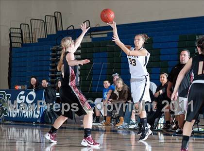 Thumbnail 2 in Clovis West vs Westview (So Cal Holiday Prep Classic) photogallery.