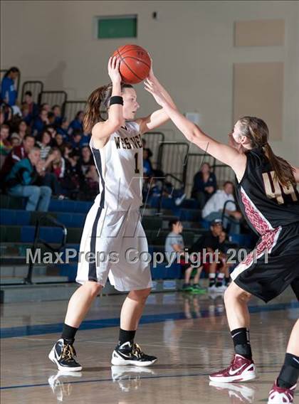 Thumbnail 2 in Clovis West vs Westview (So Cal Holiday Prep Classic) photogallery.