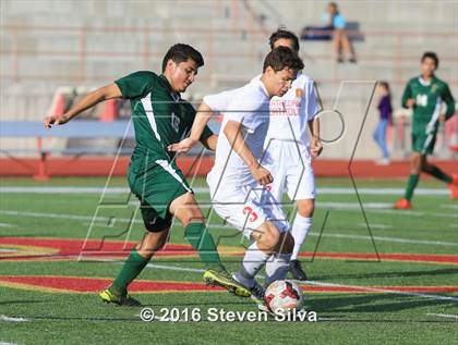 Thumbnail 1 in Cathedral Catholic vs. Santa Barbara (CIF SoCal Regional D1 Semifinal) photogallery.
