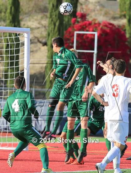 Thumbnail 2 in Cathedral Catholic vs. Santa Barbara (CIF SoCal Regional D1 Semifinal) photogallery.