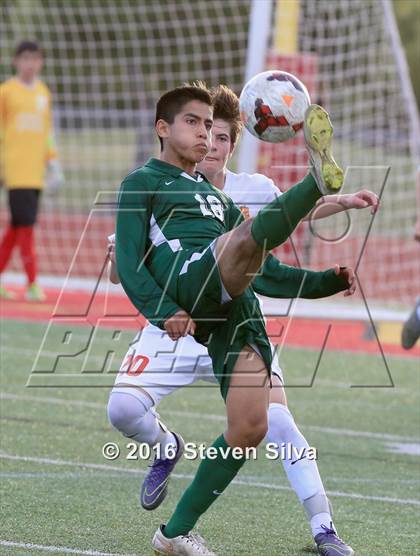 Thumbnail 1 in Cathedral Catholic vs. Santa Barbara (CIF SoCal Regional D1 Semifinal) photogallery.