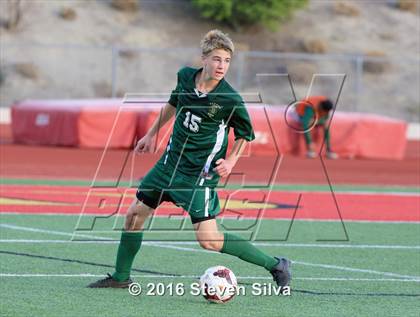 Thumbnail 2 in Cathedral Catholic vs. Santa Barbara (CIF SoCal Regional D1 Semifinal) photogallery.