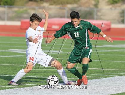 Thumbnail 2 in Cathedral Catholic vs. Santa Barbara (CIF SoCal Regional D1 Semifinal) photogallery.