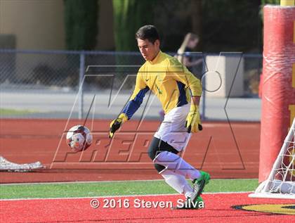 Thumbnail 1 in Cathedral Catholic vs. Santa Barbara (CIF SoCal Regional D1 Semifinal) photogallery.