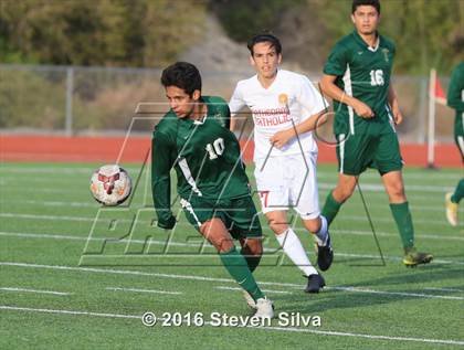 Thumbnail 2 in Cathedral Catholic vs. Santa Barbara (CIF SoCal Regional D1 Semifinal) photogallery.