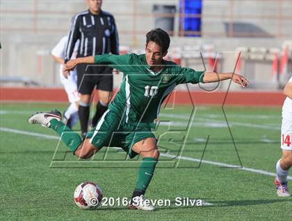 Thumbnail 3 in Cathedral Catholic vs. Santa Barbara (CIF SoCal Regional D1 Semifinal) photogallery.