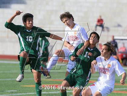 Thumbnail 1 in Cathedral Catholic vs. Santa Barbara (CIF SoCal Regional D1 Semifinal) photogallery.