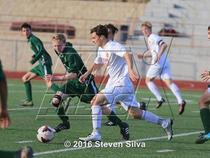 Thumbnail 2 in Cathedral Catholic vs. Santa Barbara (CIF SoCal Regional D1 Semifinal) photogallery.