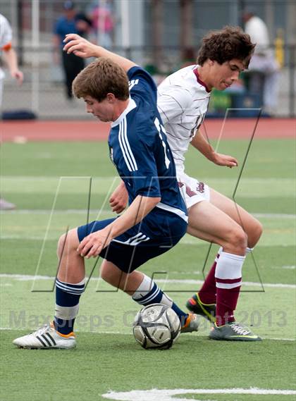Thumbnail 1 in Menlo vs Sacred Heart Prep (CIF CCS D3 Finals) photogallery.