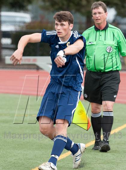 Thumbnail 3 in Menlo vs Sacred Heart Prep (CIF CCS D3 Finals) photogallery.