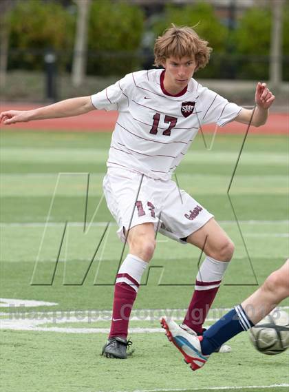 Thumbnail 1 in Menlo vs Sacred Heart Prep (CIF CCS D3 Finals) photogallery.