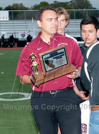 Thumbnail 3 in Menlo vs Sacred Heart Prep (CIF CCS D3 Finals) photogallery.