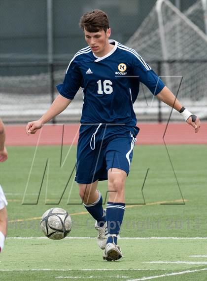 Thumbnail 3 in Menlo vs Sacred Heart Prep (CIF CCS D3 Finals) photogallery.