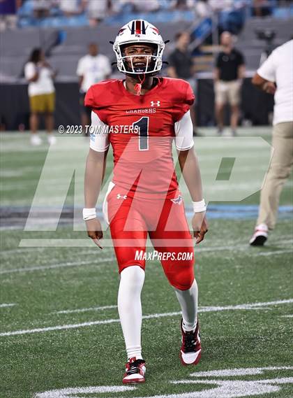 Thumbnail 2 in Providence Day vs. Northwestern (at Bank of America Stadium) photogallery.