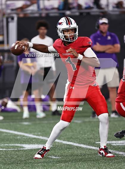Thumbnail 1 in Providence Day vs. Northwestern (at Bank of America Stadium) photogallery.