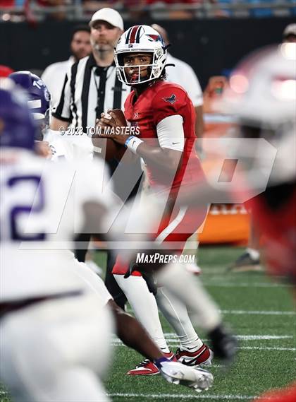 Thumbnail 3 in Providence Day vs. Northwestern (at Bank of America Stadium) photogallery.