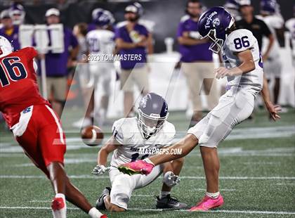 Thumbnail 1 in Providence Day vs. Northwestern (at Bank of America Stadium) photogallery.