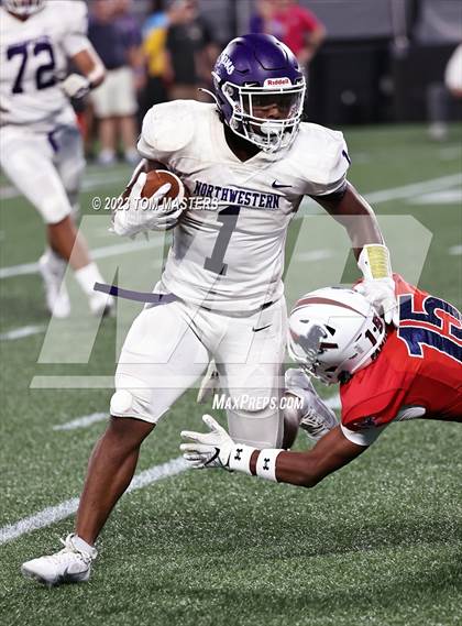 Thumbnail 2 in Providence Day vs. Northwestern (at Bank of America Stadium) photogallery.