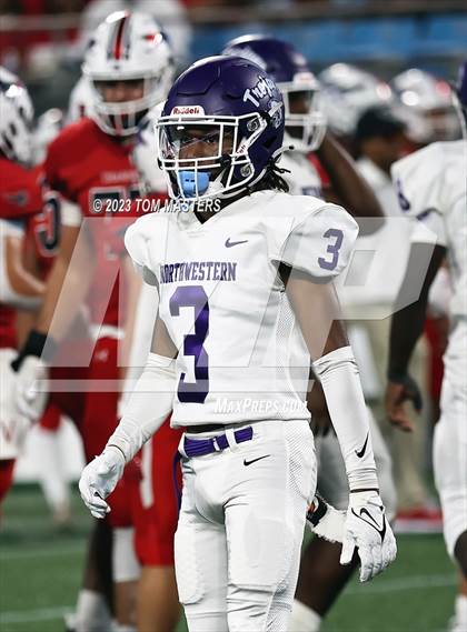Thumbnail 2 in Providence Day vs. Northwestern (at Bank of America Stadium) photogallery.