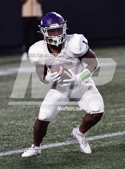 Thumbnail 1 in Providence Day vs. Northwestern (at Bank of America Stadium) photogallery.