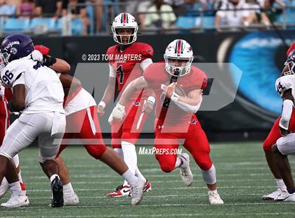 Thumbnail 3 in Providence Day vs. Northwestern (at Bank of America Stadium) photogallery.
