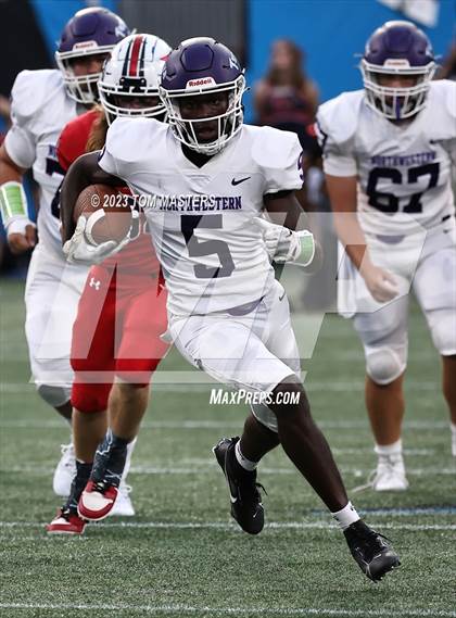 Thumbnail 3 in Providence Day vs. Northwestern (at Bank of America Stadium) photogallery.