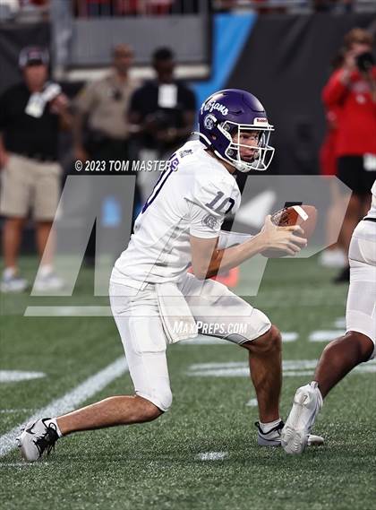 Thumbnail 2 in Providence Day vs. Northwestern (at Bank of America Stadium) photogallery.