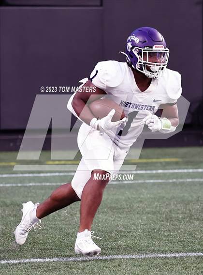 Thumbnail 2 in Providence Day vs. Northwestern (at Bank of America Stadium) photogallery.