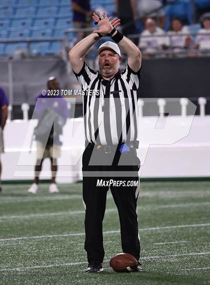 Thumbnail 3 in Providence Day vs. Northwestern (at Bank of America Stadium) photogallery.