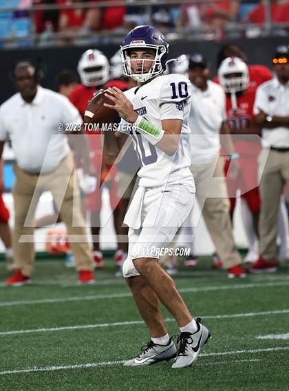 Thumbnail 1 in Providence Day vs. Northwestern (at Bank of America Stadium) photogallery.