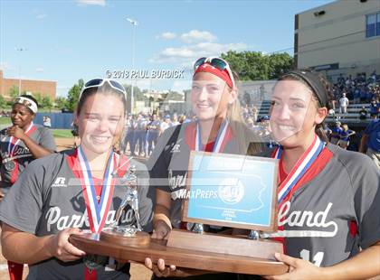 Thumbnail 2 in Parkland vs. Hempfield Area (PIAA 6A Championship) photogallery.