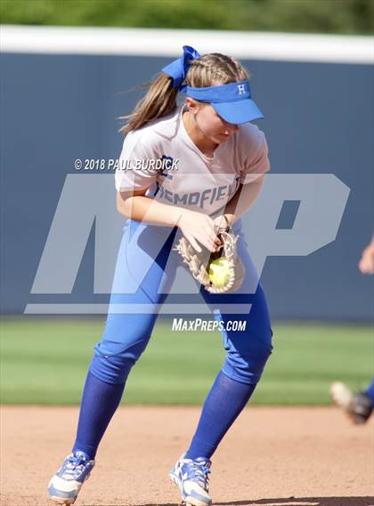 Thumbnail 2 in Parkland vs. Hempfield Area (PIAA 6A Championship) photogallery.