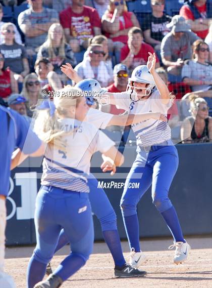 Thumbnail 1 in Parkland vs. Hempfield Area (PIAA 6A Championship) photogallery.