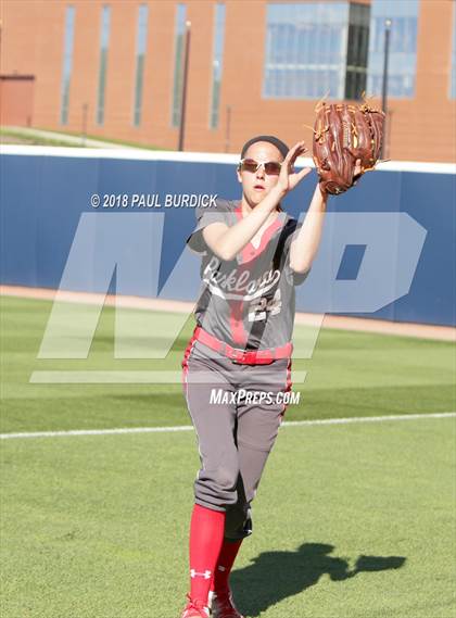 Thumbnail 3 in Parkland vs. Hempfield Area (PIAA 6A Championship) photogallery.