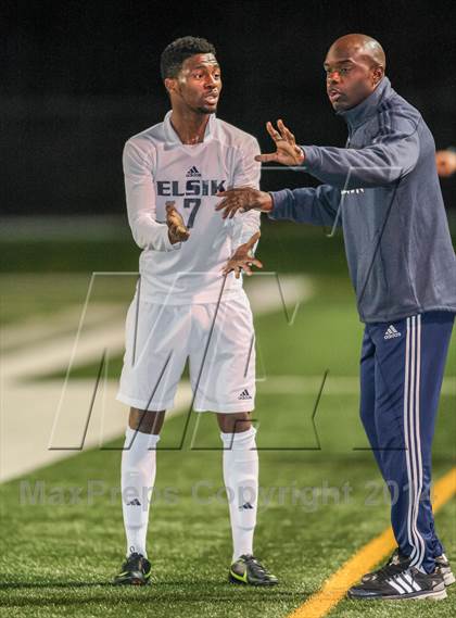 Thumbnail 3 in Alief Elsik vs Baytown Sterling (Pasadena Cup) photogallery.