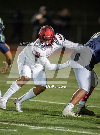 Thumbnail 2 in Kennedy Catholic @ Beamer photogallery.