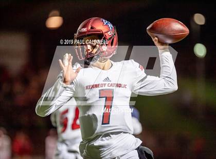 Thumbnail 3 in Kennedy Catholic @ Beamer photogallery.