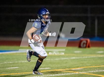 Thumbnail 2 in Kennedy Catholic @ Beamer photogallery.