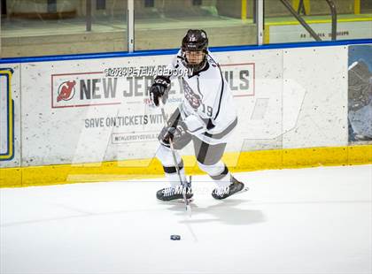 Thumbnail 1 in West Morris Mendham @KJS United (MCSSIHL Halvorsen Cup) photogallery.