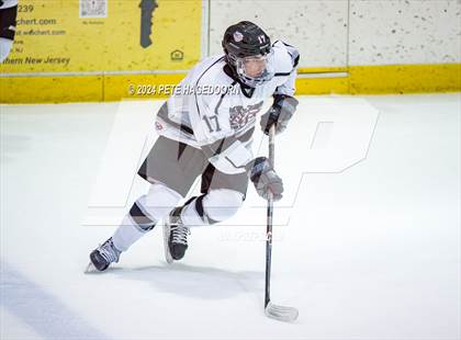Thumbnail 3 in West Morris Mendham @KJS United (MCSSIHL Halvorsen Cup) photogallery.