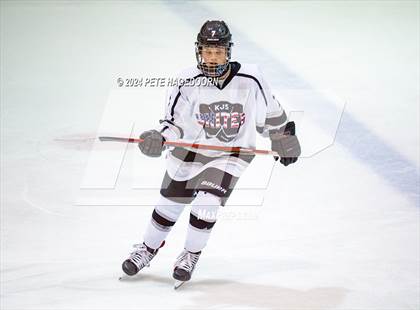 Thumbnail 1 in West Morris Mendham @KJS United (MCSSIHL Halvorsen Cup) photogallery.