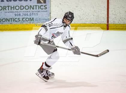 Thumbnail 1 in West Morris Mendham @KJS United (MCSSIHL Halvorsen Cup) photogallery.