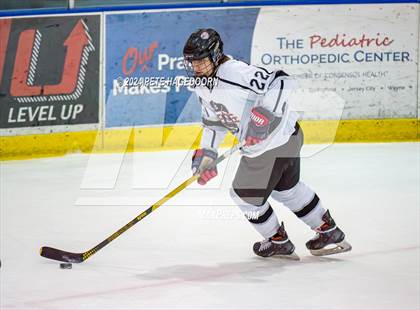 Thumbnail 1 in West Morris Mendham @KJS United (MCSSIHL Halvorsen Cup) photogallery.