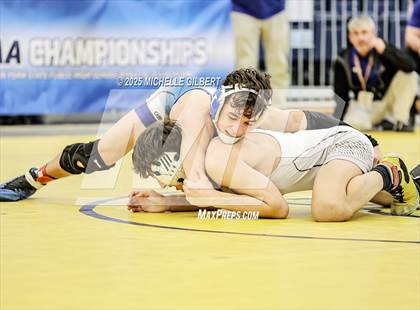 Thumbnail 3 in NYSPHSAA Wrestling Dual Finals Semi-Final (Horseheads vs Farmingdale) photogallery.