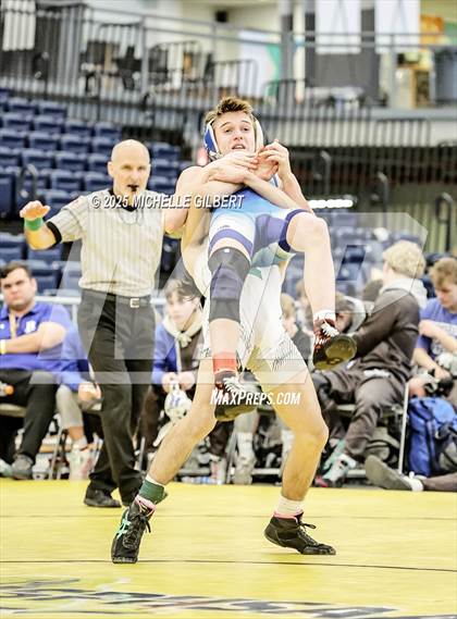 Thumbnail 1 in NYSPHSAA Wrestling Dual Finals Semi-Final (Horseheads vs Farmingdale) photogallery.