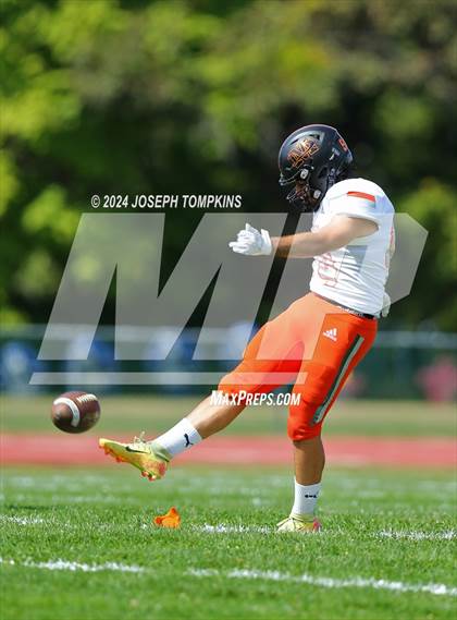 Thumbnail 3 in Marlboro Central @ Saugerties photogallery.
